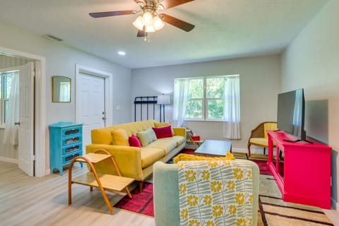 Ocala Vacation Rental | 3BR | 2BA | 3 Steps to Enter | 1,100 Sq Ft
