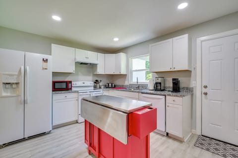 Kitchen | Dishwasher