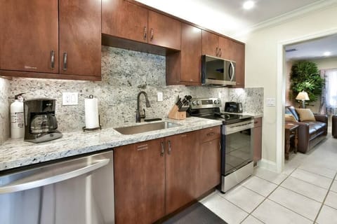 New Kitchen with Granite counters and everything you need