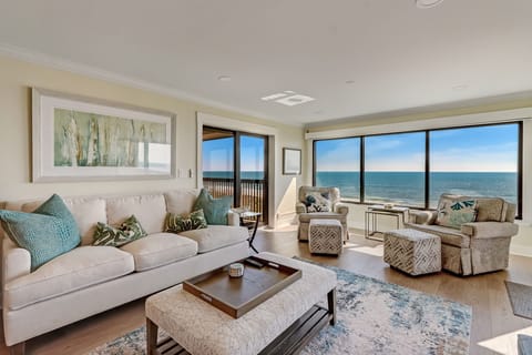 Oceanfront Living Room Designed with Style and Comfort in Mind