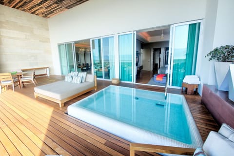Balcony / Terrace