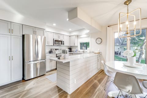 Kitchen & Dining Area | Cooking Basics | Keurig Coffee Maker