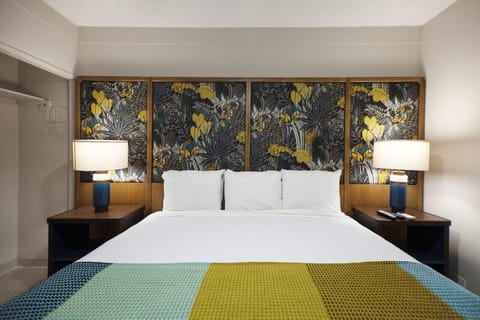 Comfortable King size bed!
