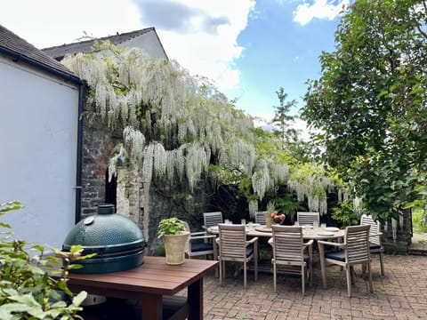 Kitchen Terrace - with table, seating and Egg BBQ.