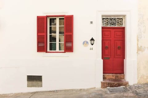 The Guesthouse Facade 