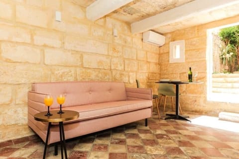 Garden Room (Below Str Level)