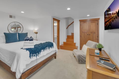 Comfy queen size bed, and tons of closet space.
