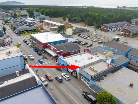 Street parking is readily available nearby