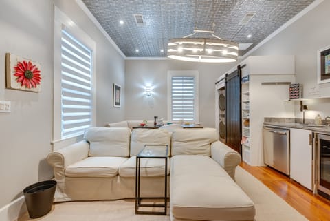 Norcross Vacation Rental | 1BR | 1BA | 800 Sq Ft | 2 Steps Required