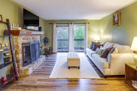 Beech Mountain Vacation Rental | 2BR | 2BA | Stairs Required to Enter