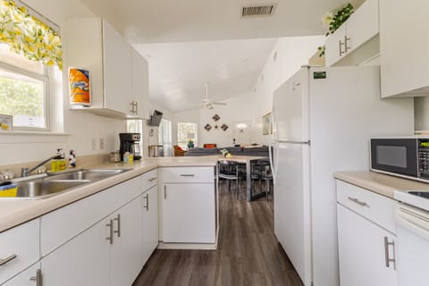 Fully Equipped Kitchen – Ideal for Group Stays