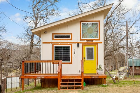 A wonderful tiny home escape!