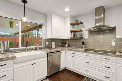 "Lovely place to stay in the Phoenix area. Close to the highway so getting anywhere was pretty quick. The neighborhood was quiet and peaceful. The house was clean and the kitchen was fully stocked with whatever you might need for cooking." -Jessica