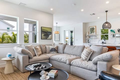 Large comfy sectional couch!