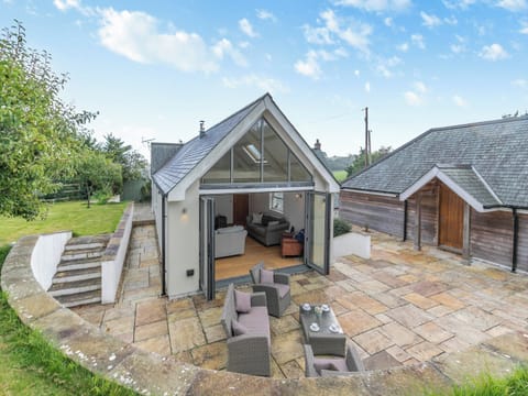 Exterior | Myrtle Cottage, St Just-in-Roseland, near St Mawes