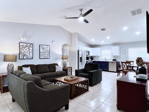 Spacious living designed for relaxing together!