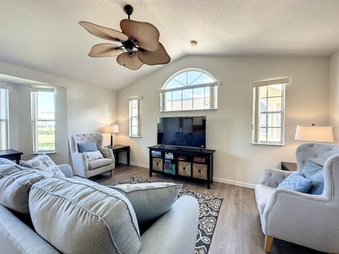 HDR38