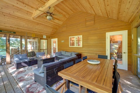 Screened-In Deck | River Views | Flat-Screen TV | Outdoor Dining Area