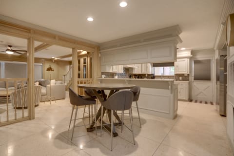 Dining Area | 1st Floor