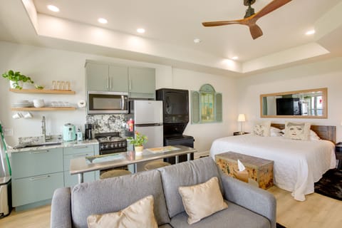 Kitchen | Coffee Maker | Toaster | Air Fryer | Washer & Dryer