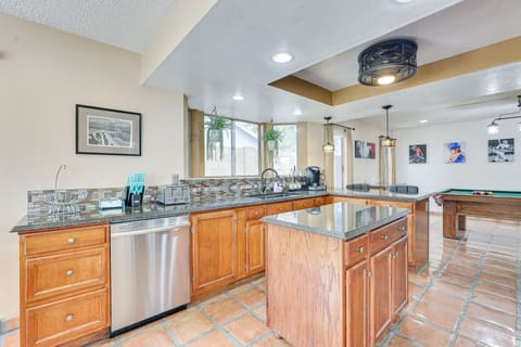 Kitchen | Bar Seating