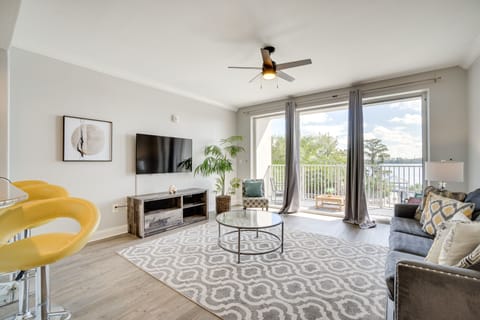 Orlando Vacation Rental | 1BR | 2BA | Step-Free Access | 800 Sq Ft