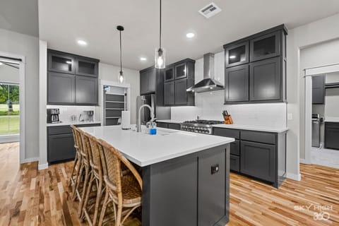 Gas stove ready for the chef in the family to prepare a delicious meal!