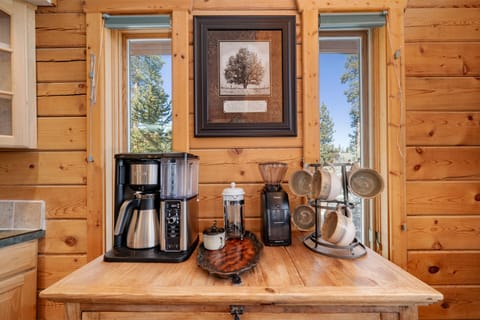 Coffee Station with Premium Grinder