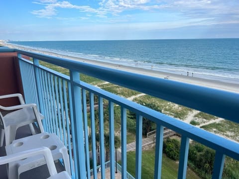 Oceanfront Private 7th Floor Balcony