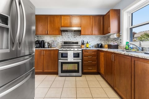 access to fully equipped kitchen.