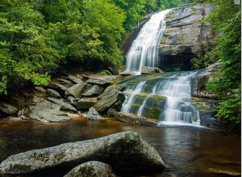 Take a dip in the waters of the Greenland Creek Falls