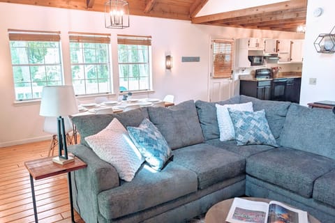 a56d1d7a-1111-46f7-aa3e-3914a7bf83b6