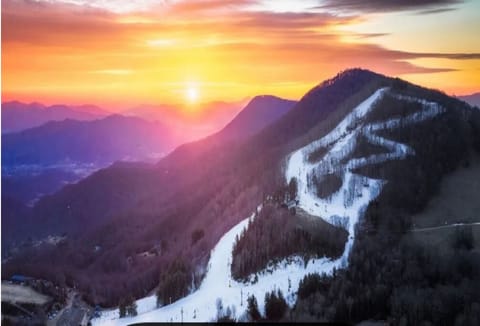 Blue Ridge Mountains and Sapphire Valley Ski