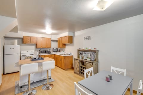 Dining Area | Central Heating & A/C