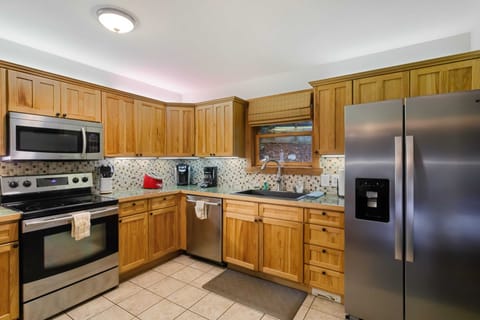 Stainless Steel Appliances in the Kitchen
