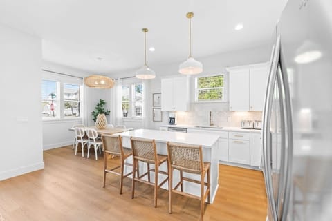 The open floor plan allows for everyone to dine together.