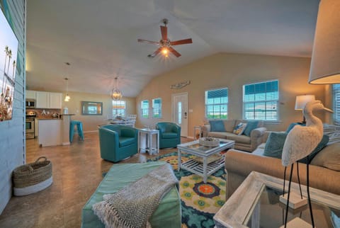 Plenty of space to gather around.