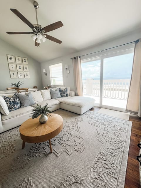 With an open concept living area the view of the ocean is captured in every window! 