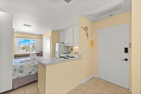 Full kitchen with stove