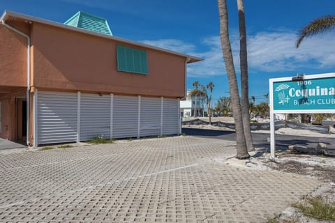 Welcome to Coquina Beach Club!