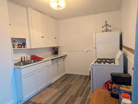 Fully equipped kitchen with, crockpot, coffee maker, toaster oven etc.