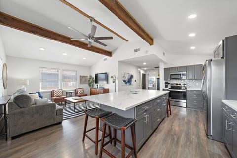 A kitchen perfect for preparing meals for the family!