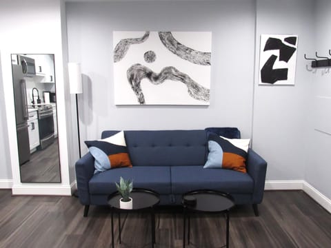 Living Area:
