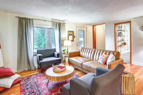 Pequot Lakes Vacation Rental | 3BR | 1BA | Stairs Required | 1,855 Sq Ft