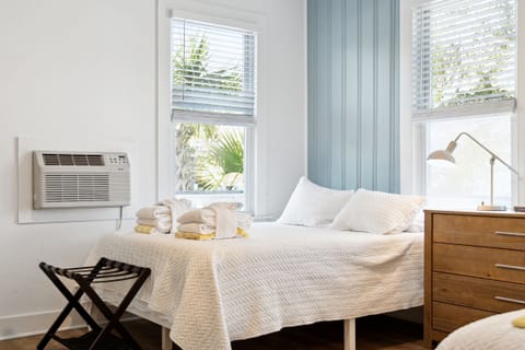 Welcome to The Dolphin - Room 36!