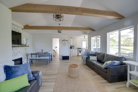 Living Area | Queen Sleeper Sofa | Full Sleeper Sofa | Electric Fireplace