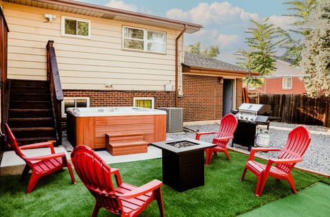 Immerse yourself in our property, a true getaway paradise featuring a hot tub, firepit, outdoor seating, and a BBQ grill – the perfect ingredients for an unforgettable escape!