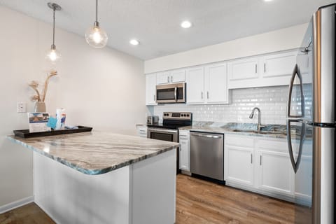 Beautifully updated kitchen
