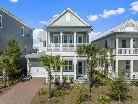 Prominence on 30A Pet Friendly Rental - The Mermaid Bungalow