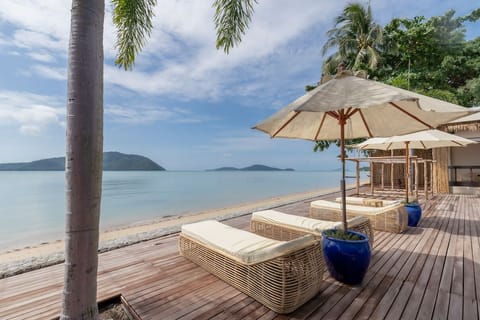 Poppy Beachfront Residence (1391)